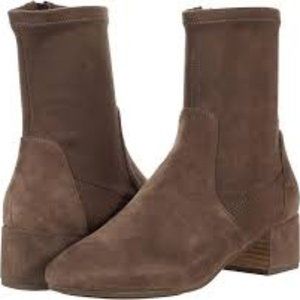 Brown Boots by Gentle Soles by Kenneth Cole Ella Stretch Boot NWT Size 9